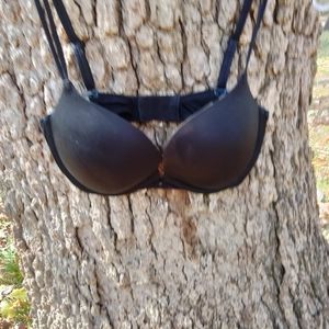 ⬇️Price Drop!⬇️Victoria's Secret Very Sexy Push -Up Bra in size 34dd